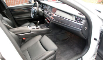 2009 BMW 750i M Sport full