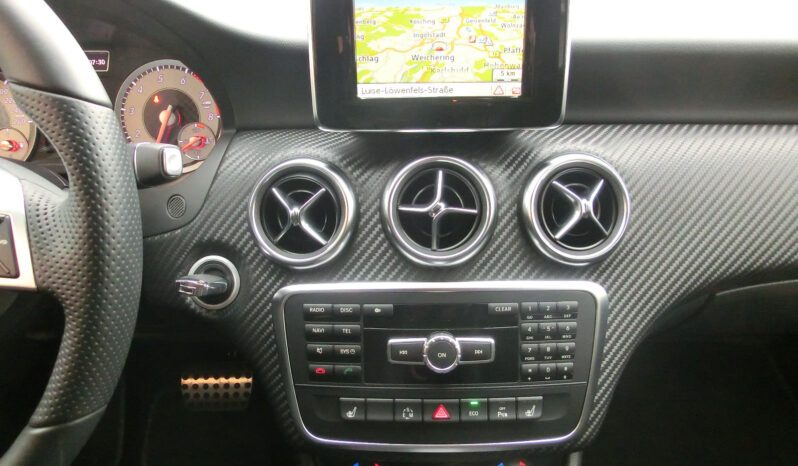 2014 Mercedes-Benz A 200 AMG full