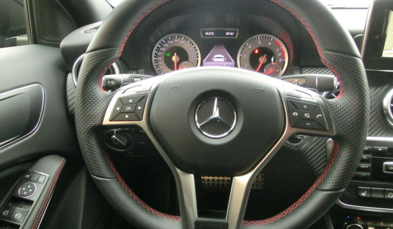 2014 Mercedes-Benz A 200 AMG full