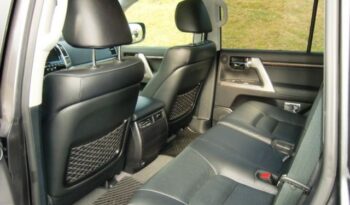2013 Toyota Land Cruiser V8 full
