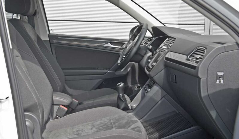 2016 Volkswagen Tiguan 2.0 TDI Highline R-Line full