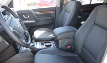 2012 Mitsubishi Pajero 3.2 DI-D Instyle full