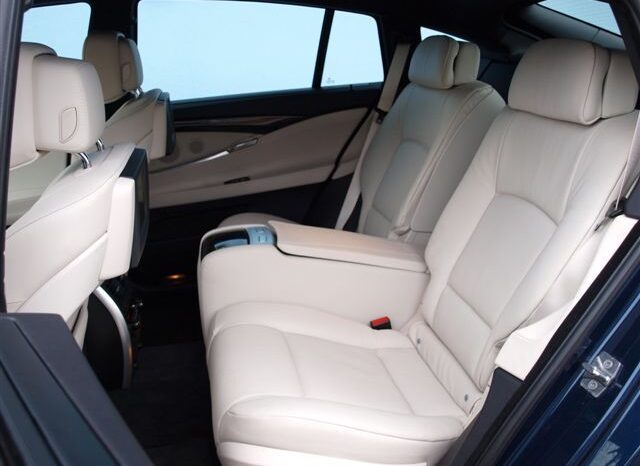 2010 BMW 530d Gran Turismo full