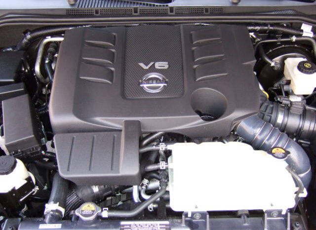 2013 Nissan Navara 3.0 TDI LE V6 Automatik full