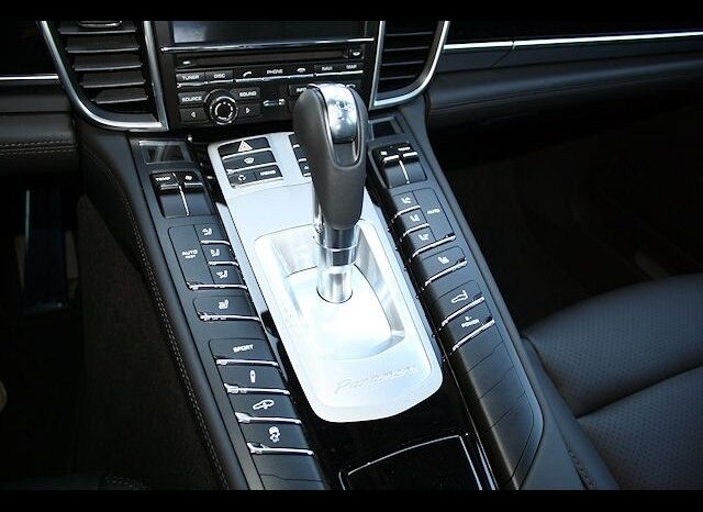 2011 Porsche Panamera S Hybrid full