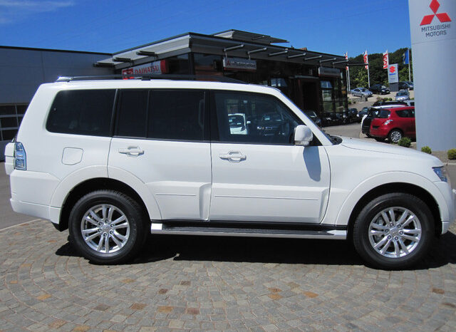 2012 Mitsubishi Pajero 3.2 DI-D Instyle full