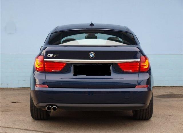 2010 BMW 530d Gran Turismo full