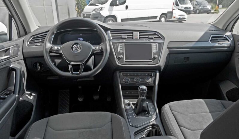 2016 Volkswagen Tiguan 2.0 TDI Highline R-Line full