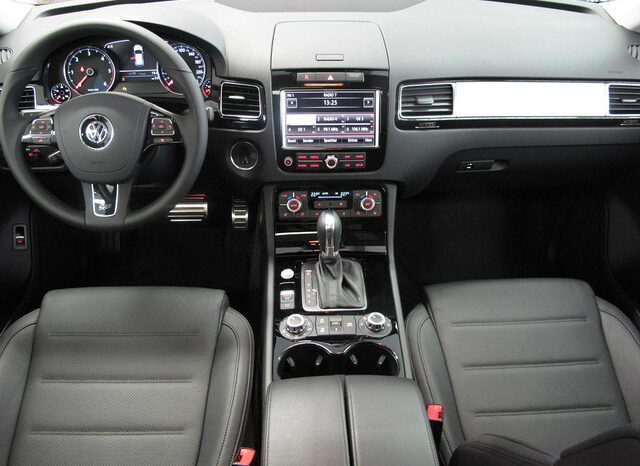 2011 Volkswagen Touareg 3.0 V6 TDI full