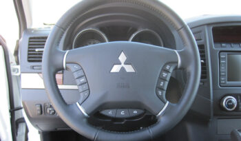 2012 Mitsubishi Pajero 3.2 DI-D Instyle full