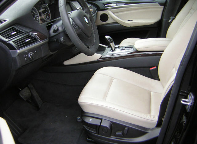 2011 BMW X6 xDrive40d full