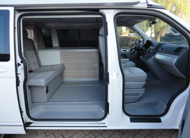 2011 Volkswagen T5 California 2.0 TDI 4WD full